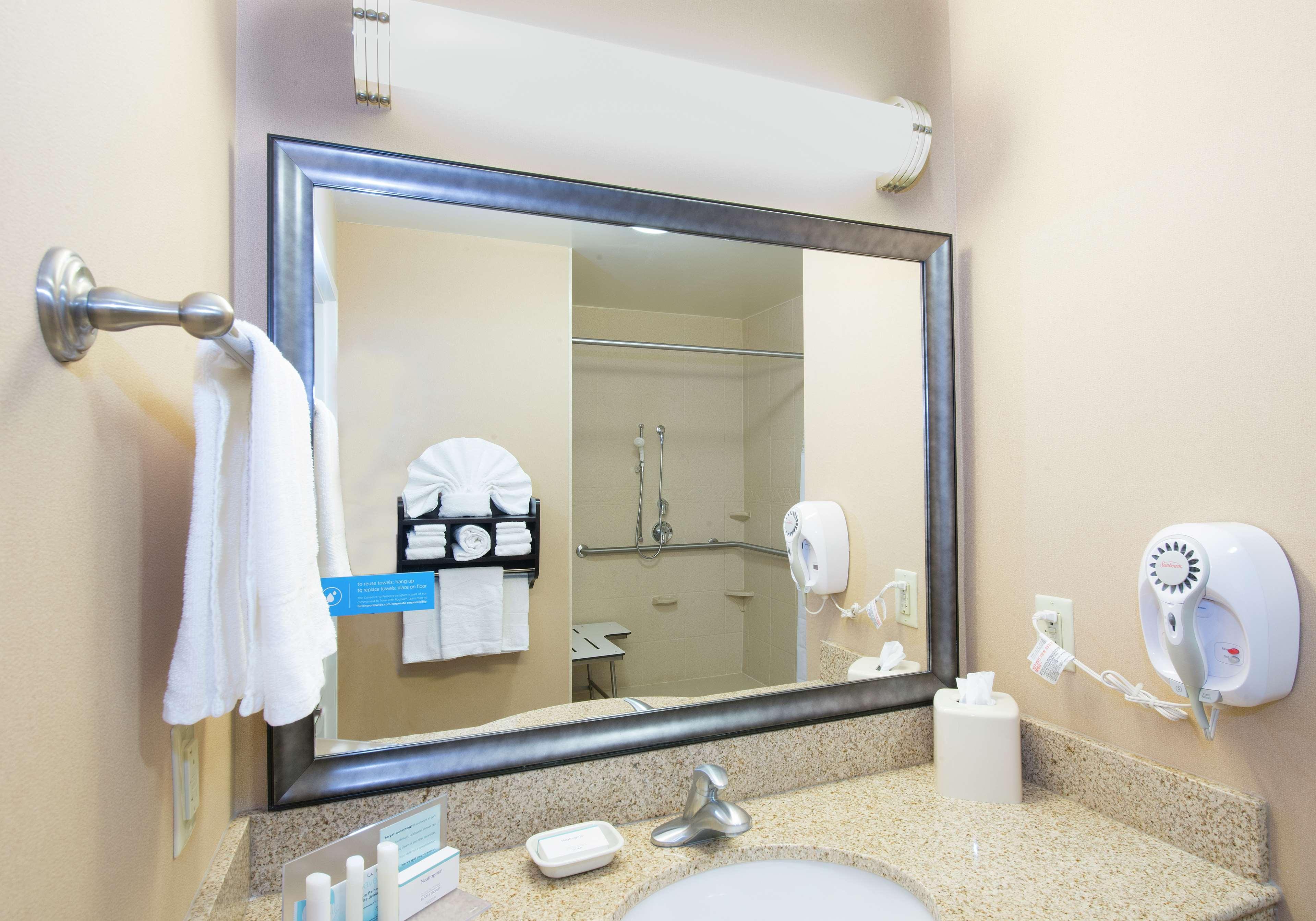 Hampton Inn & Suites Scottsboro Bagian luar foto