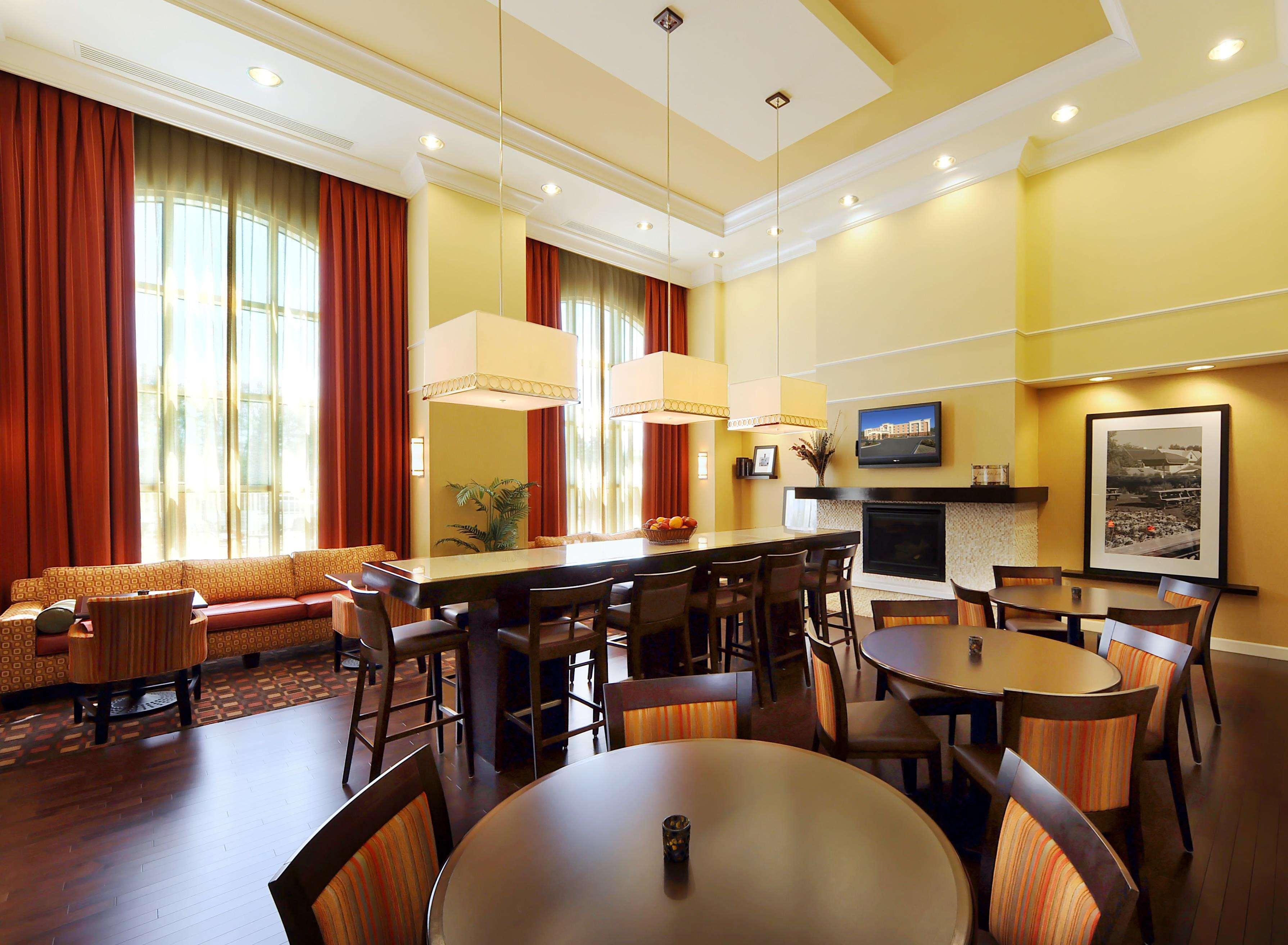 Hampton Inn & Suites Scottsboro Restoran foto